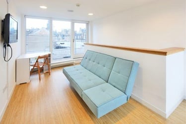 1 bed studio, Cowgate, Old Town, Edinburgh, EH11NQ - Image 5